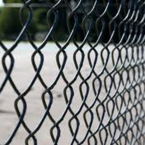 Chain link fench